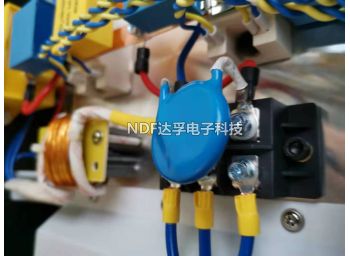 电焊机